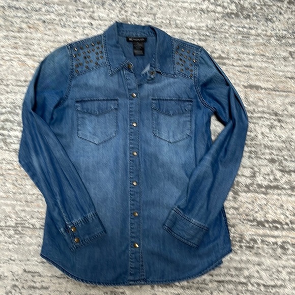 Demin  shirt - Picture 1 of 8